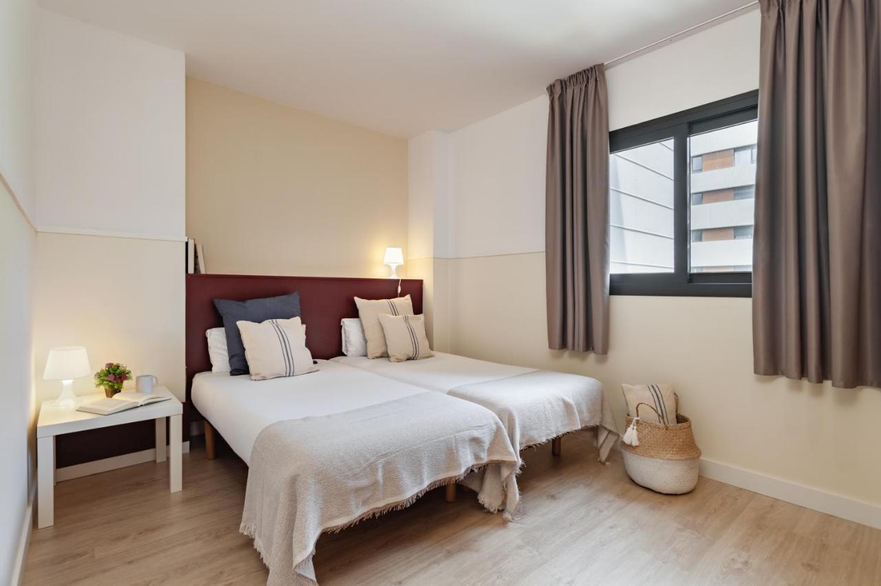Apartments Sata Olimpic Village Area Барселона Екстериор снимка