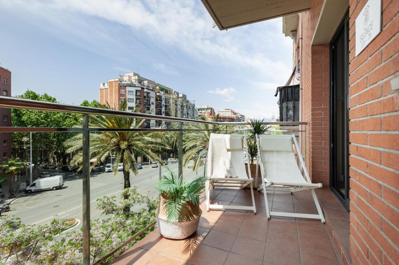 Apartments Sata Olimpic Village Area Барселона Екстериор снимка
