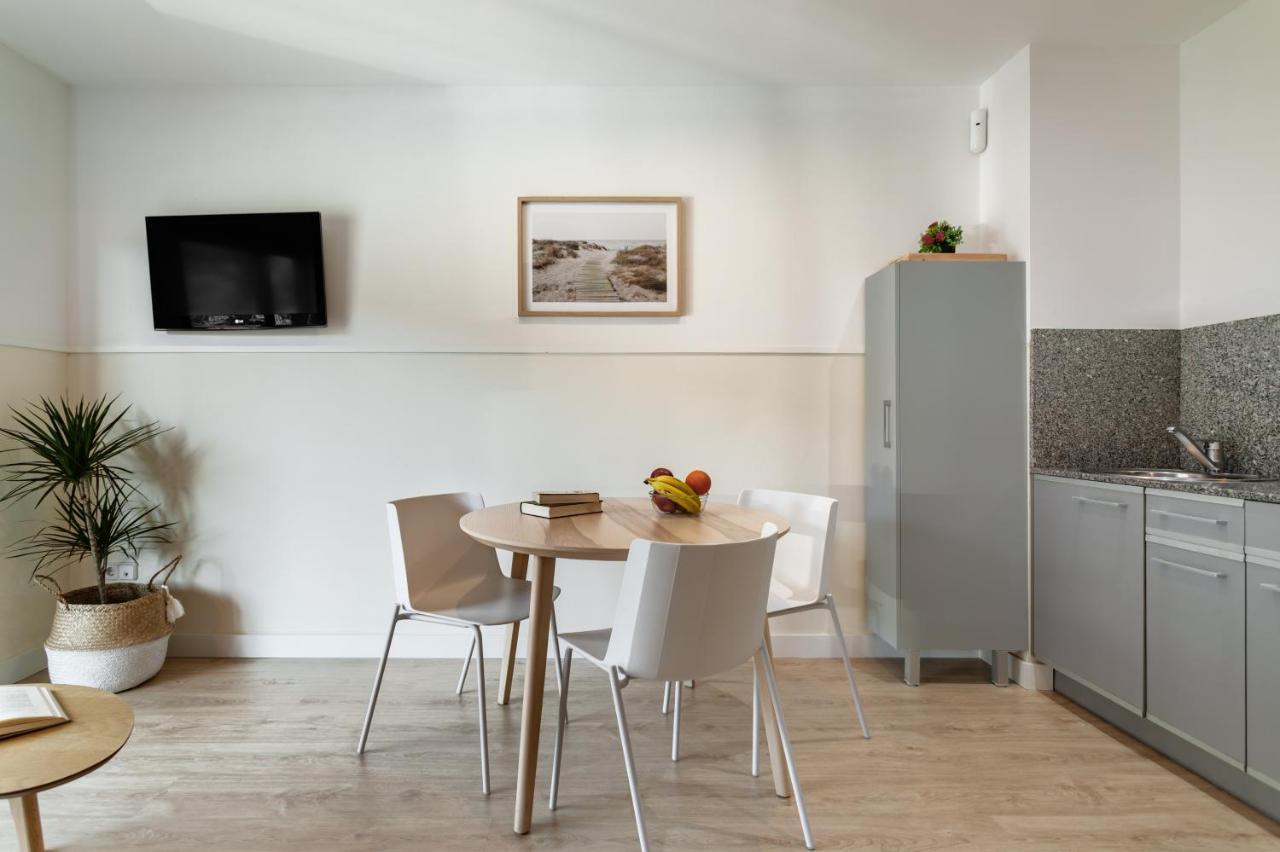 Apartments Sata Olimpic Village Area Барселона Екстериор снимка