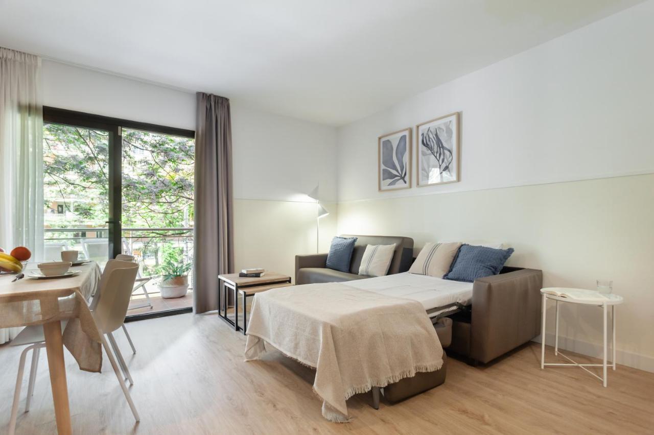 Apartments Sata Olimpic Village Area Барселона Екстериор снимка
