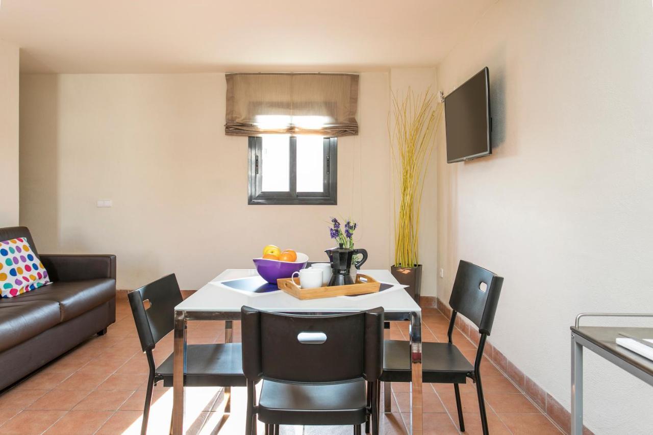 Apartments Sata Olimpic Village Area Барселона Екстериор снимка