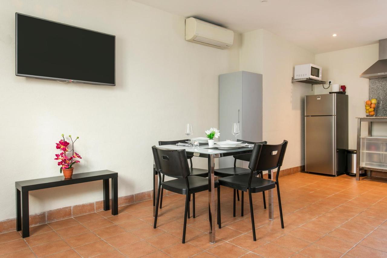 Apartments Sata Olimpic Village Area Барселона Екстериор снимка